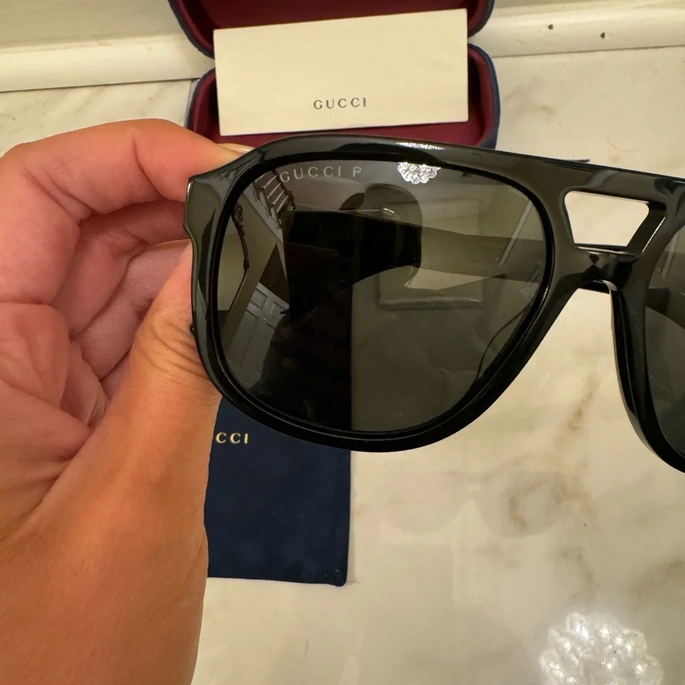 New Gucci polarized sunglasses - Picture 3 of 11